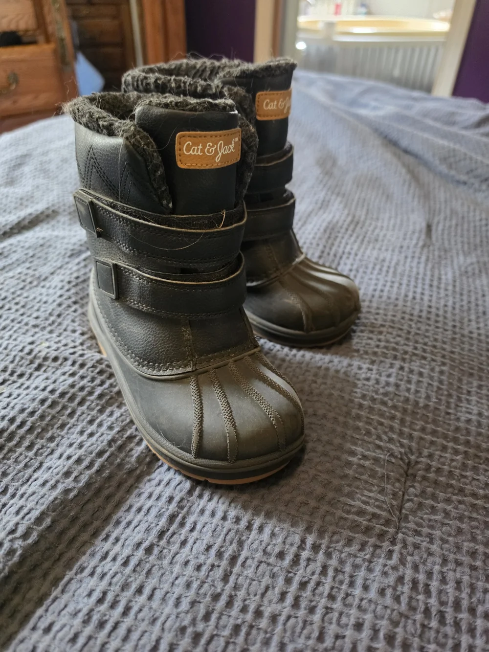Cat & Jack Kids' Black Faux-Fur Lined Winter Boots
